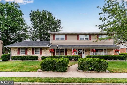 3 E Elmwood Ave, MECHANICSBURG, PA, 17055-4242 | Card Image