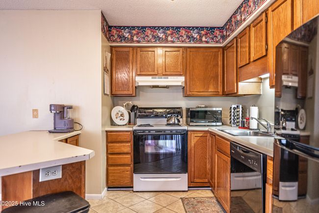 421 Foxcroft Cir, Condo with 2 bedrooms, 2 bathrooms and null parking in Jackson Springs NC | Image 13