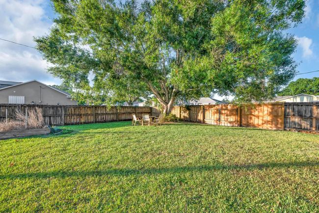 201 Nw Virgo Ct, House other with 3 bedrooms, 2 bathrooms and null parking in Port St. Lucie FL | Image 19