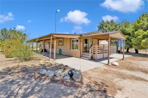 10532 Acanthus St, Phelan, CA, 92371 | Card Image