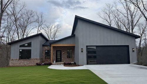 43 Cawood Dr, Bella Vista, AR, 72714-2119 | Card Image