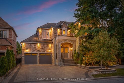 11 Beauvista Crt, Woodbridge, ON, L4H3G6 | Card Image