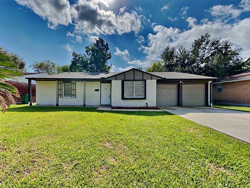407 Harold Ln, Baytown, TX, 77521-4236 | Card Image