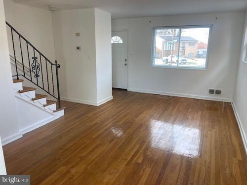 4203 Fort Dupont Ter Se, WASHINGTON, DC, 20020-6015 | Card Image