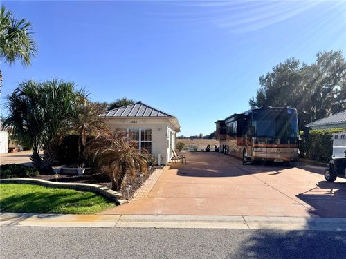 4805 Se 94th Ave, Webster, FL, 33597-4592 | Card Image