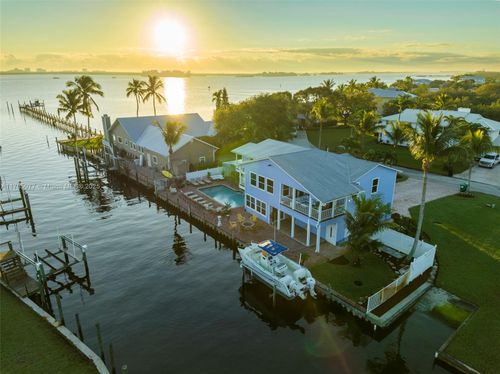 474 Peninsula Dr, Fort Pierce, FL, 34946-6419 | Card Image