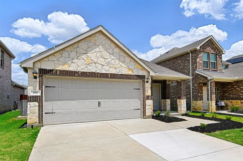 598 Minnie Ln, Pilot Point, TX, 76258-2199 | Card Image