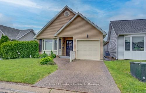 18 Hawkins Cres, Tillsonburg, ON, N4G5K6 | Card Image