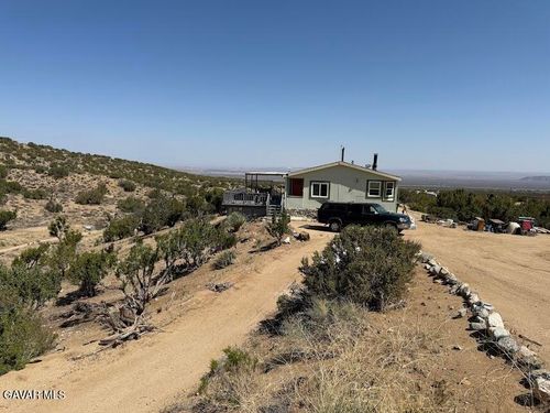 30567 Largo Vista Rd, Llano, CA, 93544-1443 | Card Image