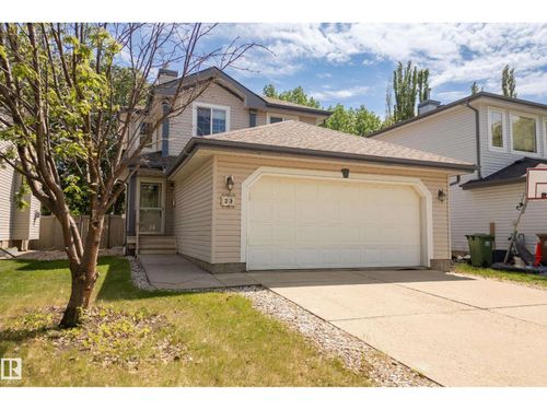 23 English Way, St Albert, AB, T8N7G6 | Card Image