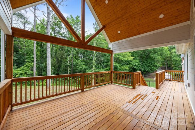 Covered Deck | Image 36