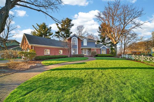 115 Fox Hollow Ln, Erie, PA, 16511-3401 | Card Image