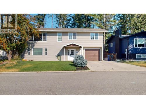2712 2a St S, Cranbrook, BC, V1C5B3 | Card Image