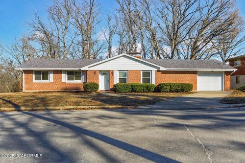 1031 Carol St, Jefferson City, MO, 65101-3603 | Card Image