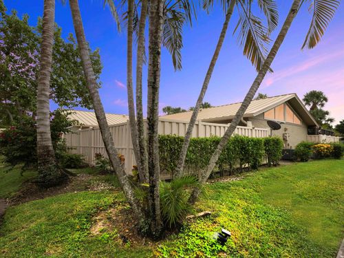 5933 Golden Eagle Cir, Palm Beach Gardens, FL, 33418-1508 | Card Image