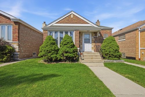4946 Kostner Ave, Chicago, IL, 60632-4529 | Card Image