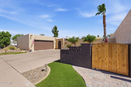 2107 E Alameda Dr, Tempe, AZ, 85282-4048 | Card Image