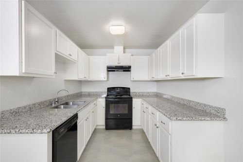 b-634 Luke Street, Dayton, TX, 77535 | Card Image