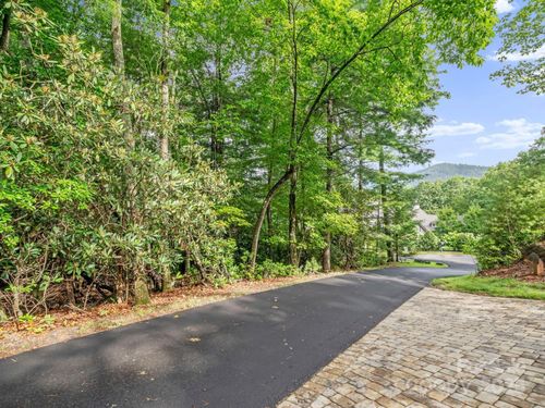 52 Dividing Ridge Trl, Arden, NC, 28704-8825 | Card Image