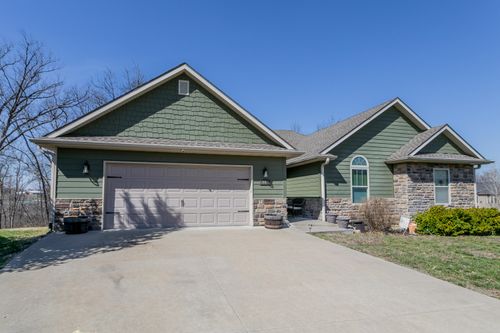 4601 Maple Leaf Dr, Columbia, MO, 65201-7235 | Card Image