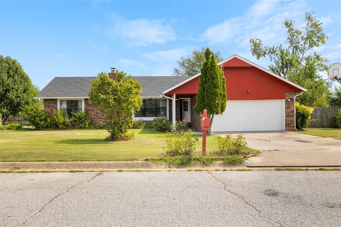 15th St, Rogers, AR 72758