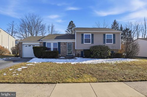 4849 Springtop Dr, HARRISBURG, PA, 17111-3610 | Card Image
