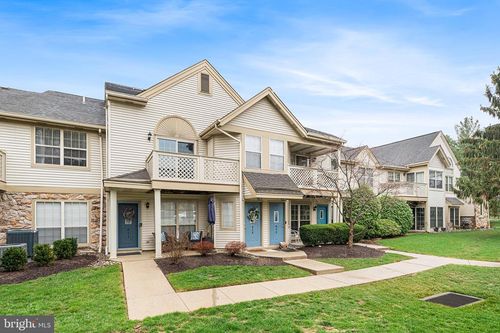 condo-414-414 Foxcroft Circle, ROYERSFORD, PA, 19468 | Card Image