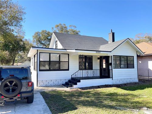 2525 37th St S, ST PETERSBURG, FL, 33711-3512 | Card Image