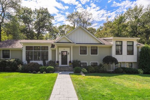 54 Edmunds Rd, Wellesley, MA, 02481-2934 | Card Image