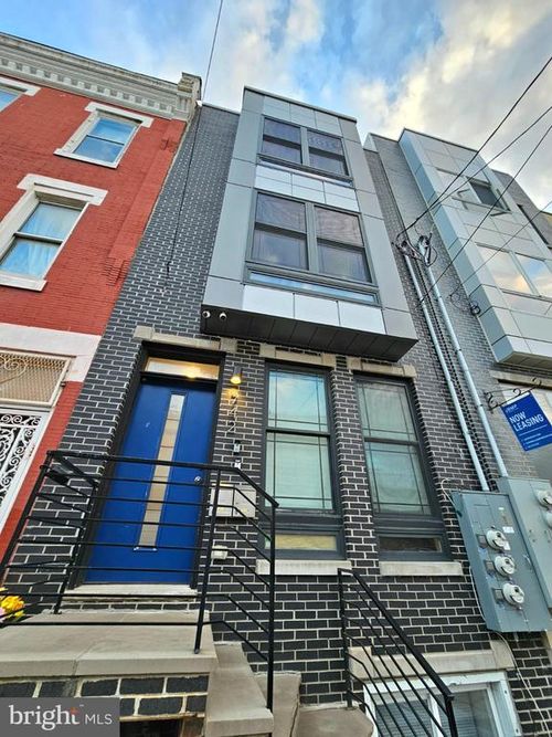 apt-2-742 W Master St, PHILADELPHIA, PA, 19122-4153 | Card Image