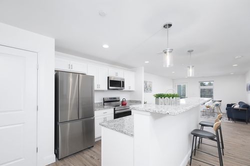 one-bed-2 Hotel Ave, Peabody, MA, 01960-4157 | Card Image