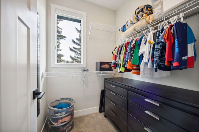 5103 18 Avenue Nw, Home with 5 bedrooms, 3 bathrooms and 4 parking in Calgary AB | Image 23