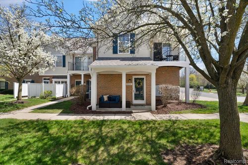 c-2880 Cottonwood Drive, Waterford Charter Township, MI, 48328 | Card Image