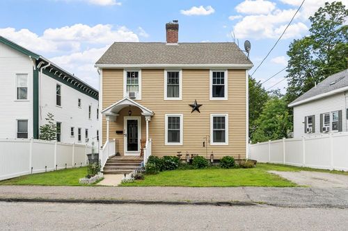 27 Cedar St, Gardner, MA, 01440-2317 | Card Image