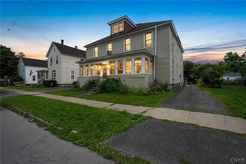 431 Stone St, Oneida, NY, 13421-1933 | Card Image