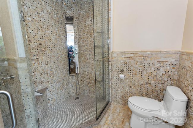 9 Gazebo Trl, Condo with 3 bedrooms, 2 bathrooms and null parking in Clyde NC | Image 15