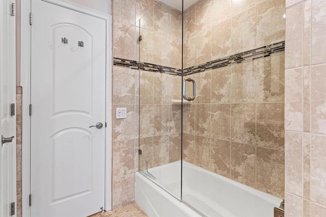 4220 Ne 24 Th Ave, House other with 3 bedrooms, 2 bathrooms and null parking in Lighthouse Point FL | Image 31