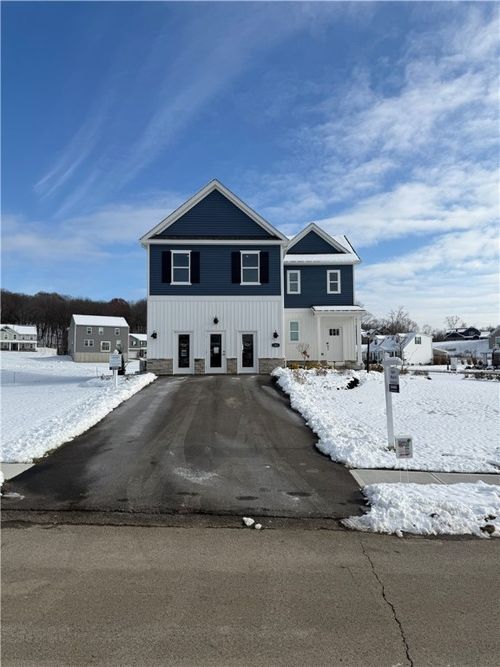 100 Buttercup Ln, Beaver Falls, PA, 15010 | Card Image