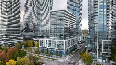 1206 - 65 Annie Craig Dr, Condo with 2 bedrooms, 2 bathrooms and 2 parking in Etobicoke ON | Image 1