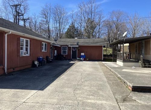 623 N 20th St, Middlesboro, KY, 40965-1909 | Card Image