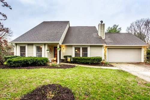 462 San Carlos Dr, Greenwood, IN, 46142-7300 | Card Image