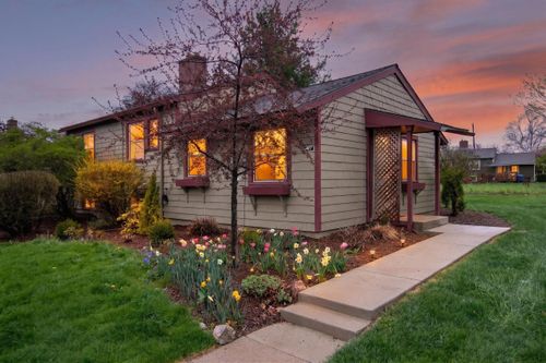 3427 Richard St, Ann Arbor, MI, 48104-5246 | Card Image