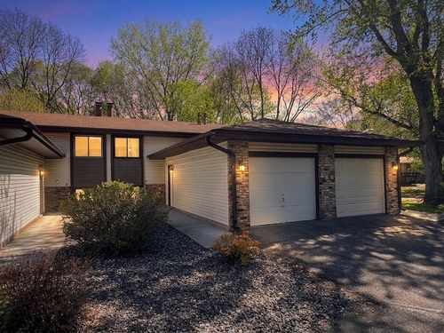 4004 Brookdale Cir N, Brooklyn Park, MN, 55443-2876 | Card Image
