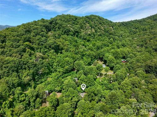 650 Creekside Dr, Maggie Valley, NC, 28751-7716 | Card Image