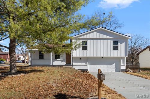 512 Chele Dr, Saint Charles, MO, 63304-5517 | Card Image