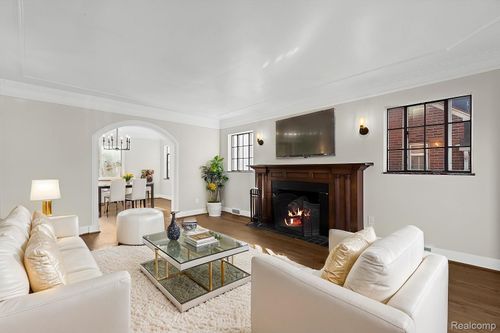 17360 Greenlawn St, Detroit, MI, 48221-2537 | Card Image