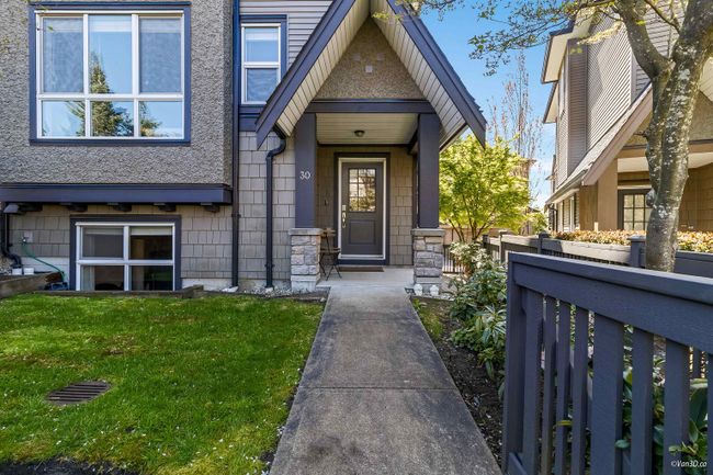 30 - 10489 Delsom Crescent, Townhouse with 4 bedrooms, 3 bathrooms and 3 parking in Delta BC | Image 2