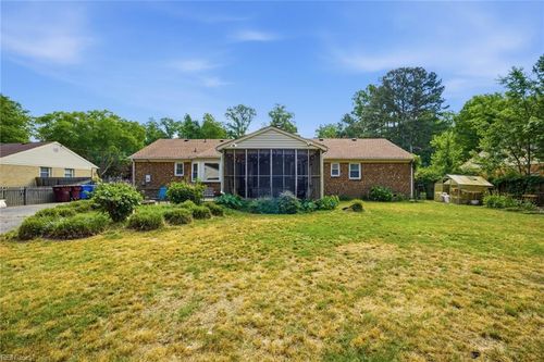 2744 Horseshoe Dr, Chesapeake, VA, 23322-3007 | Card Image