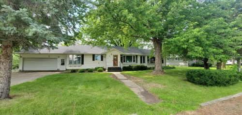 460 1st St, Hazel Run, MN, 56241-3001 | Card Image