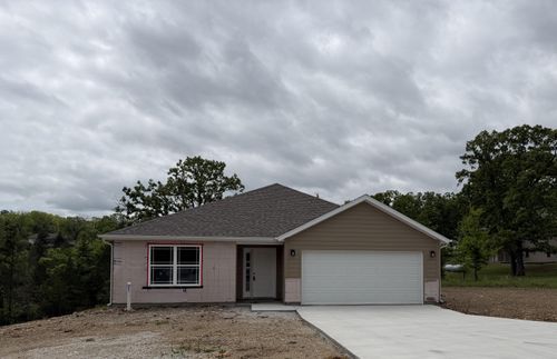 215 Holly Way Dr, Kirbyville, MO, 65679-7500 | Card Image